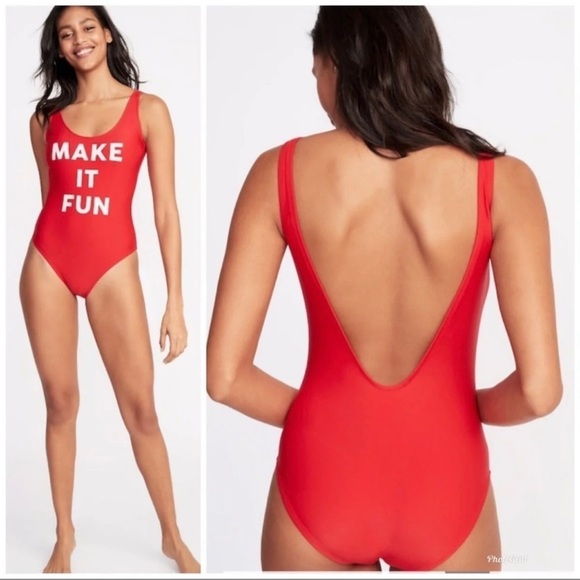 Old Navy Women’s Graphic One Piece Swimsuit Make it Fun Size M Red UPF 40+ - Picture 1 of 10